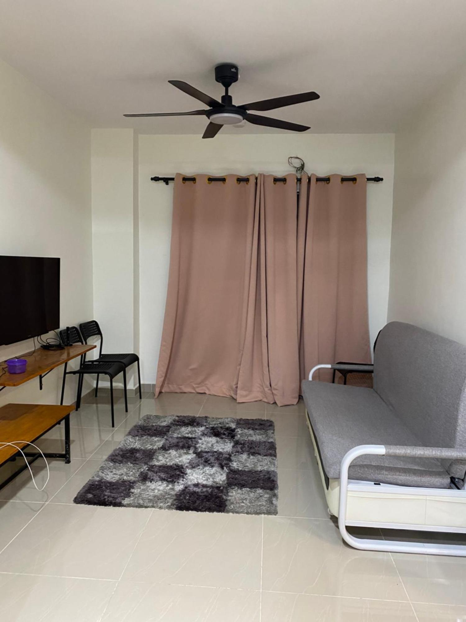 Igo Homestay Subang Airport Shah Alam Exterior photo